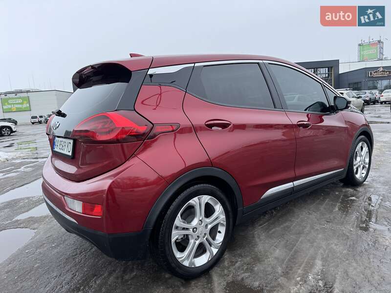 Хэтчбек Chevrolet Bolt EV 2021 в Киеве