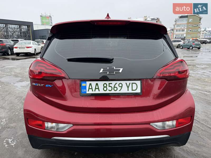 Хэтчбек Chevrolet Bolt EV 2021 в Киеве