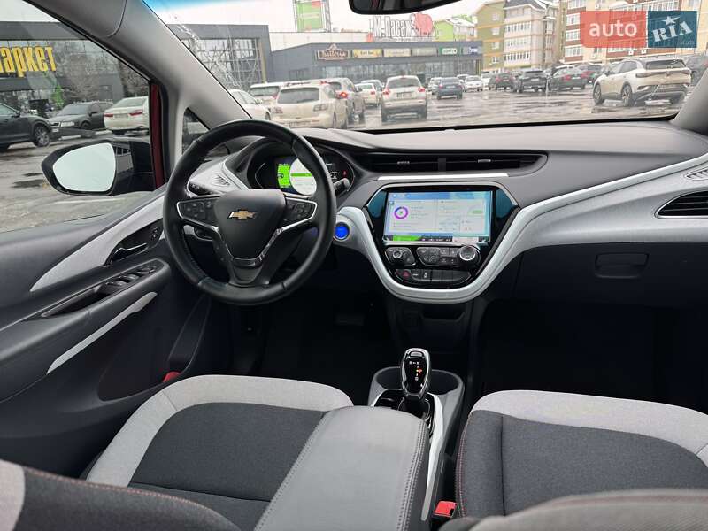 Хэтчбек Chevrolet Bolt EV 2021 в Киеве