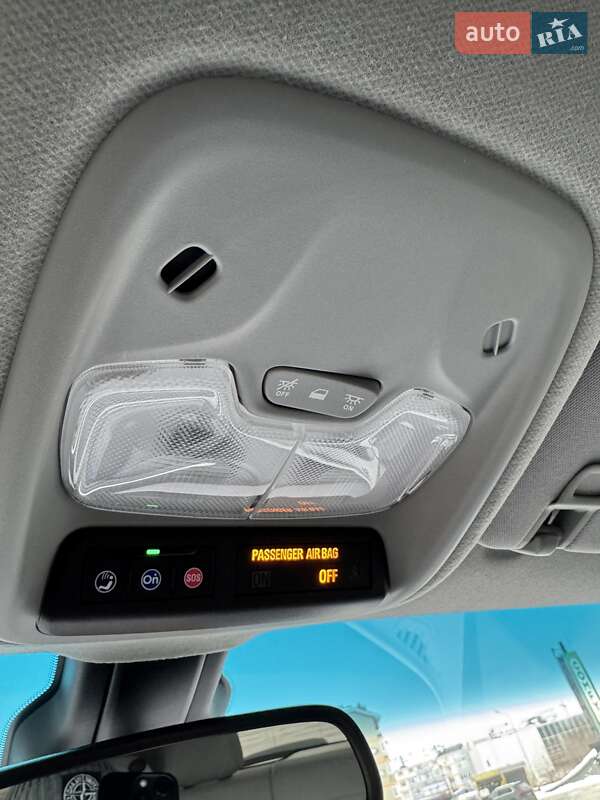 Хэтчбек Chevrolet Bolt EV 2021 в Киеве