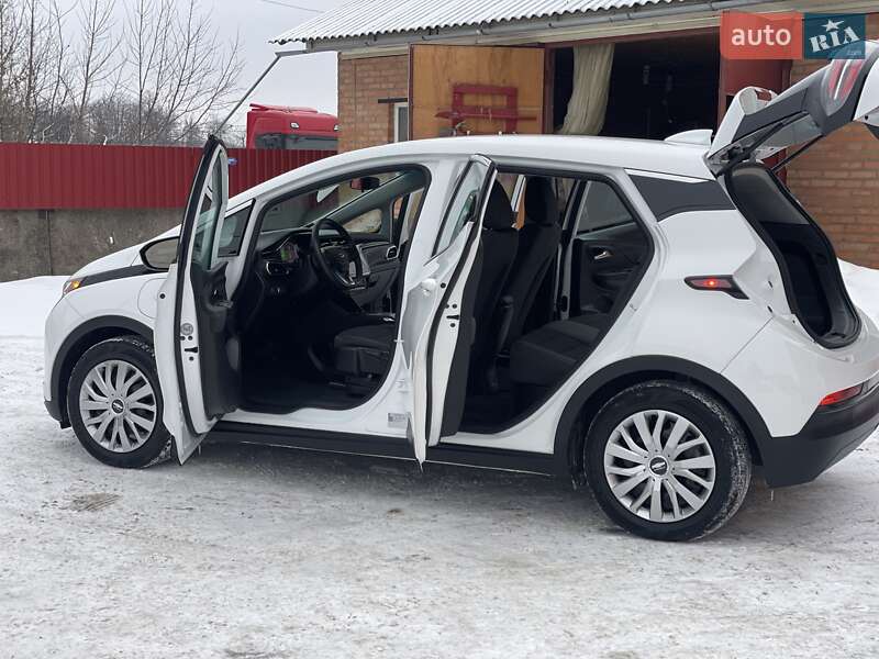 Хэтчбек Chevrolet Bolt EV 2023 в Виннице