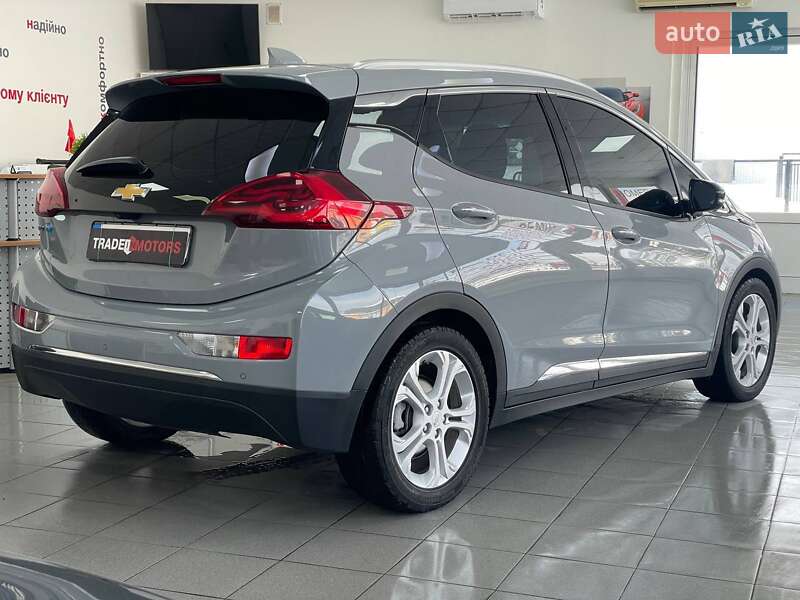 Хэтчбек Chevrolet Bolt EV 2019 в Киеве