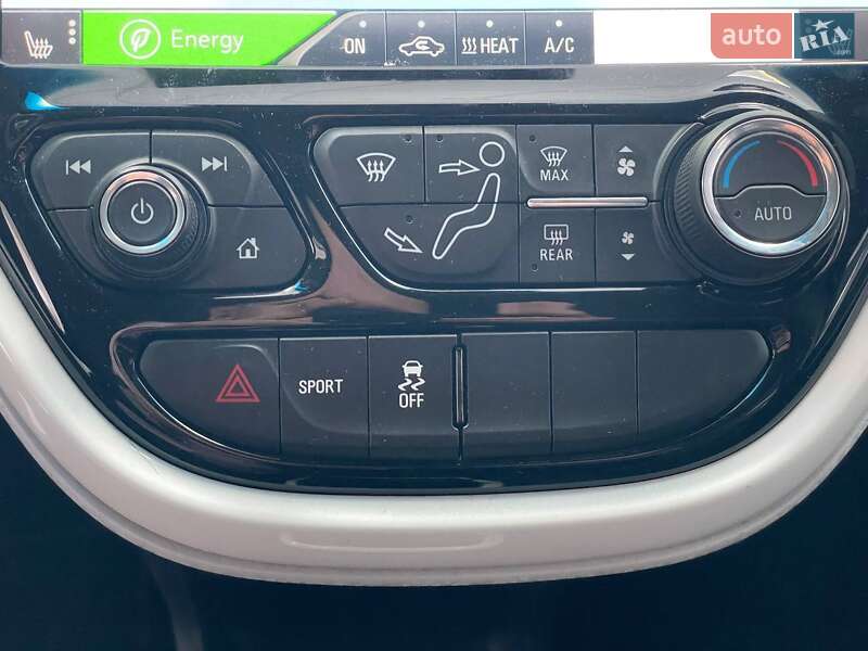 Хэтчбек Chevrolet Bolt EV 2019 в Киеве