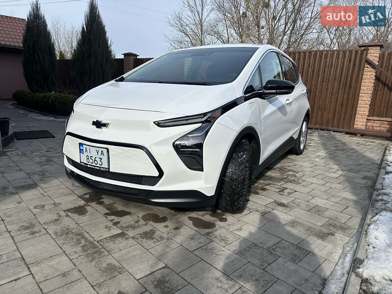Хэтчбек Chevrolet Bolt EV 2022 в Броварах фото 2 Хэтчбек Chevrolet Bolt EV 2022 в Броварах