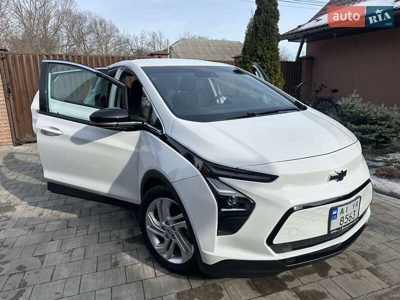 Хэтчбек Chevrolet Bolt EV 2022 в Броварах фото 22 Хэтчбек Chevrolet Bolt EV 2022 в Броварах