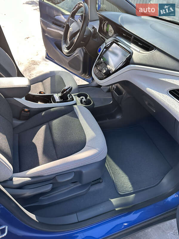 Хэтчбек Chevrolet Bolt EV 2019 в Ирпене