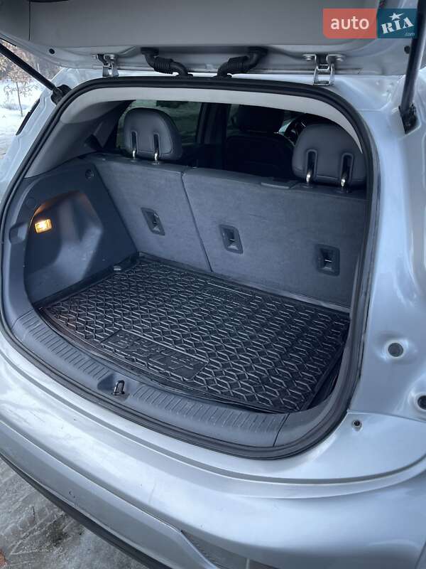 Хэтчбек Chevrolet Bolt EV 2016 в Киеве