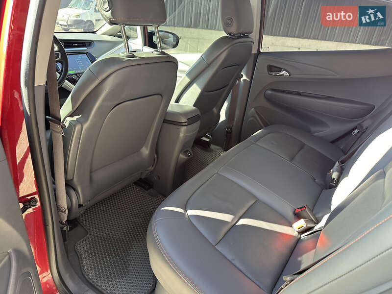 Хэтчбек Chevrolet Bolt EV 2017 в Днепре