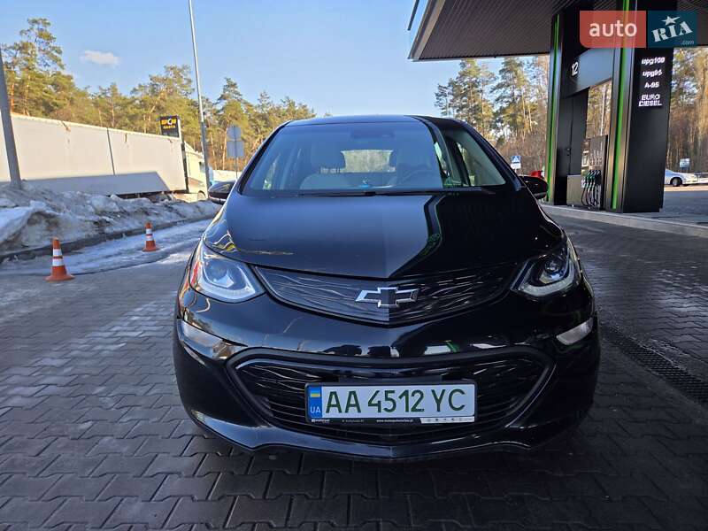 Хэтчбек Chevrolet Bolt EV 2021 в Киеве фото 2 Хэтчбек Chevrolet Bolt EV 2021 в Киеве