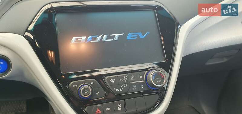 Хэтчбек Chevrolet Bolt EV 2016 в Запорожье фото 9 Хэтчбек Chevrolet Bolt EV 2016 в Запорожье