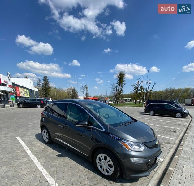 Хэтчбек Chevrolet Bolt EV 2018 в Стрые