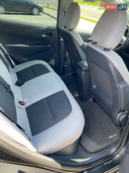 Хэтчбек Chevrolet Bolt EV 2018 в Стрые