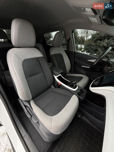 Хэтчбек Chevrolet Bolt EV 2018 в Белогородке