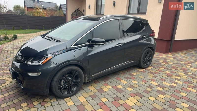 Хэтчбек Chevrolet Bolt EV 2020 в Луцке
