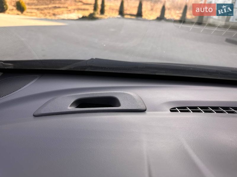 Хетчбек Chevrolet Bolt EV 2019 в Львові