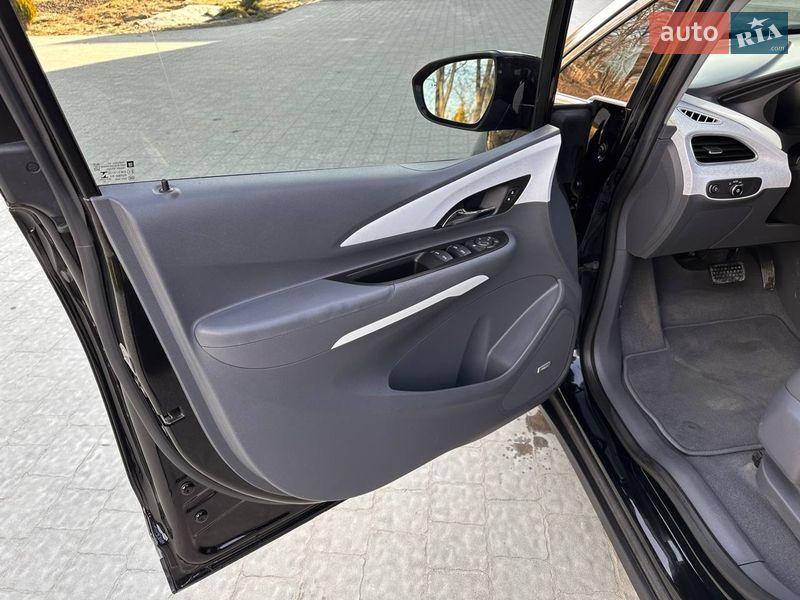 Хетчбек Chevrolet Bolt EV 2019 в Львові
