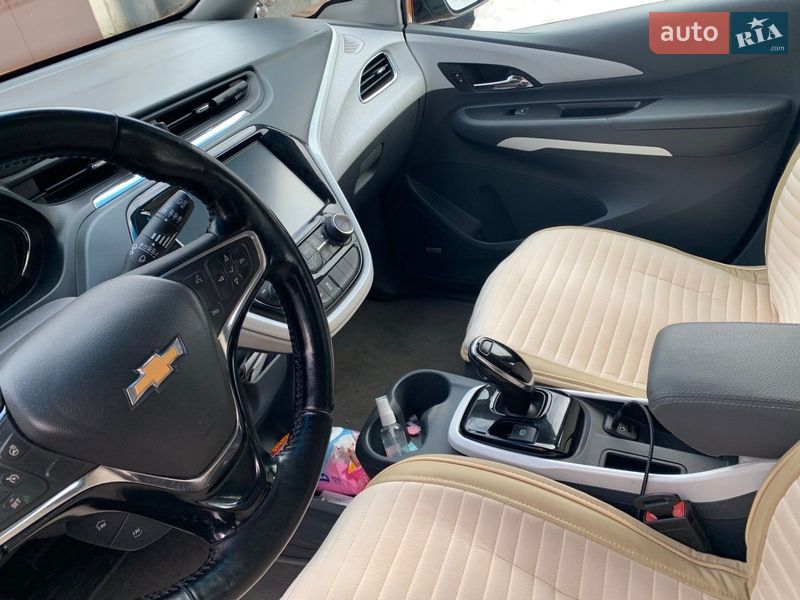 Хэтчбек Chevrolet Bolt EV 2016 в Житомире фото 4 Хэтчбек Chevrolet Bolt EV 2016 в Житомире