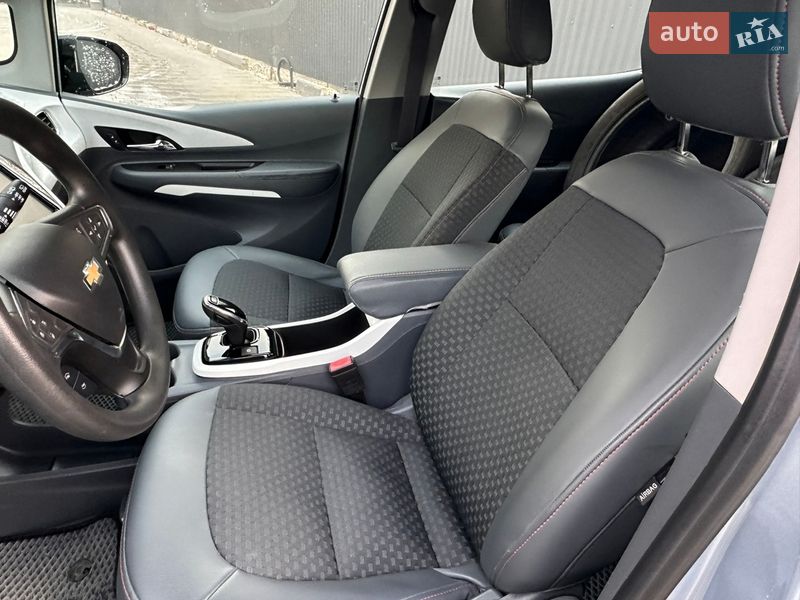 Хэтчбек Chevrolet Bolt EV 2017 в Ужгороде