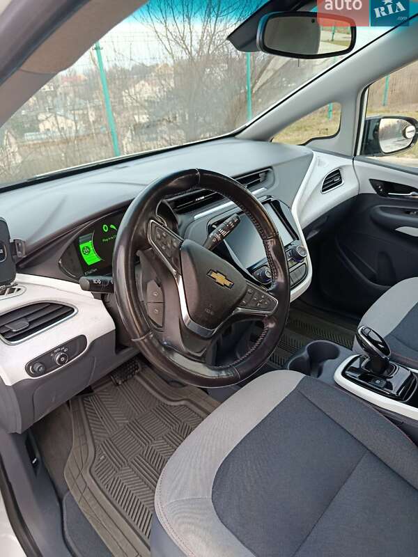 Хэтчбек Chevrolet Bolt EV 2020 в Золочеве