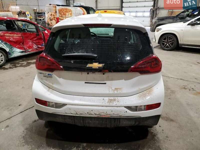 Хэтчбек Chevrolet Bolt EV 2020 в Золочеве