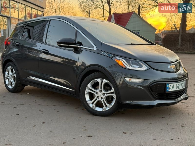 Хэтчбек Chevrolet Bolt EV 2017 в Киеве
