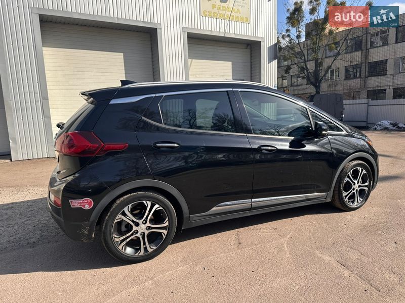 Хэтчбек Chevrolet Bolt EV 2019 в Киеве фото 7 Хэтчбек Chevrolet Bolt EV 2019 в Киеве
