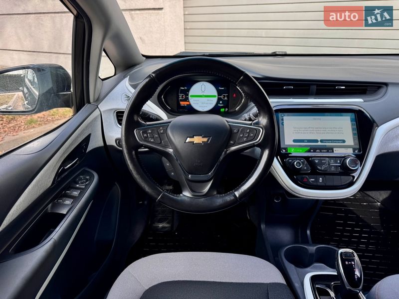 Хэтчбек Chevrolet Bolt EV 2020 в Киеве