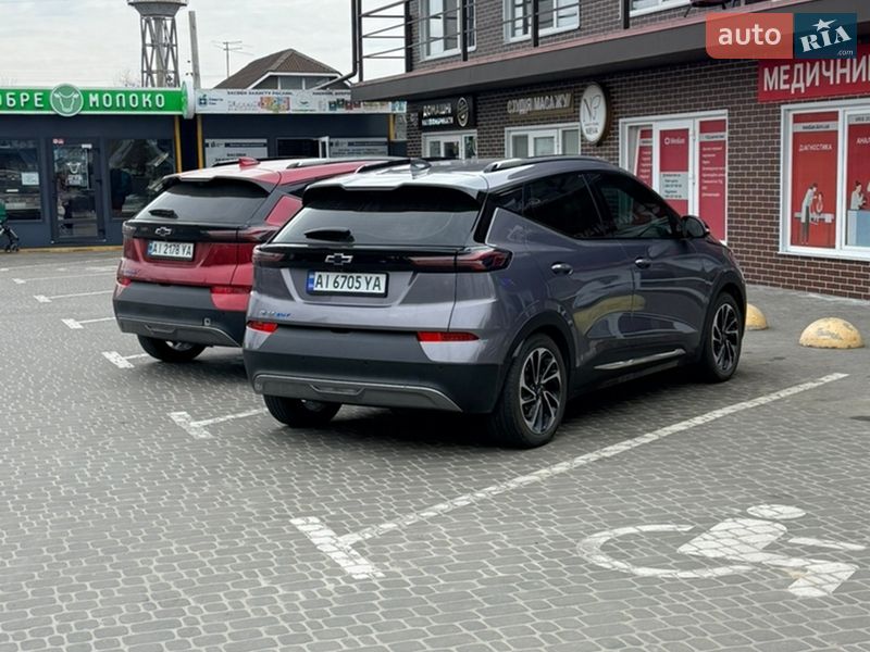 Хетчбек Chevrolet Bolt EV 2023 в Києві