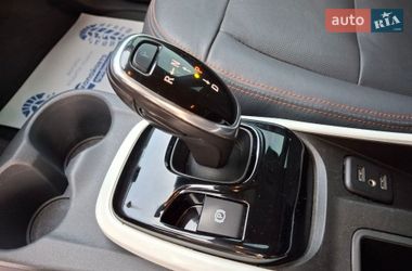 Хэтчбек Chevrolet Bolt EV 2020 в Львове