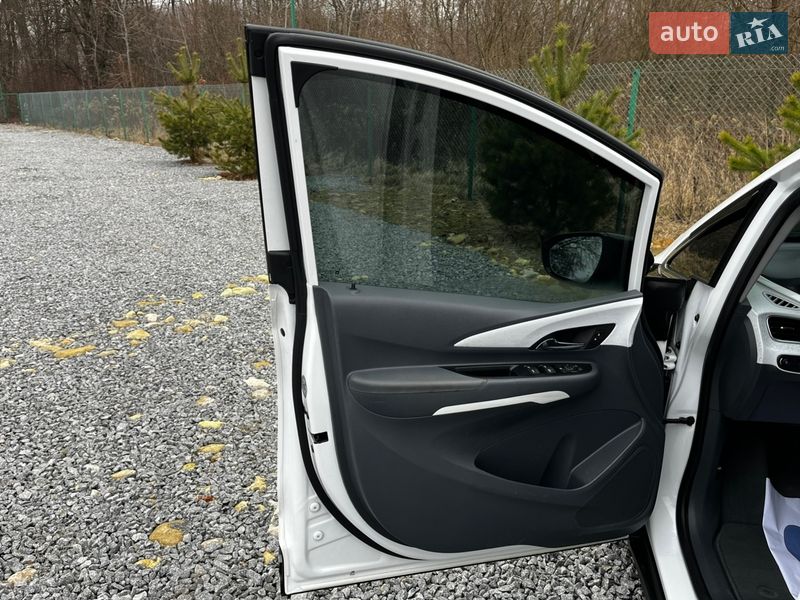 Хэтчбек Chevrolet Bolt EV 2019 в Львове