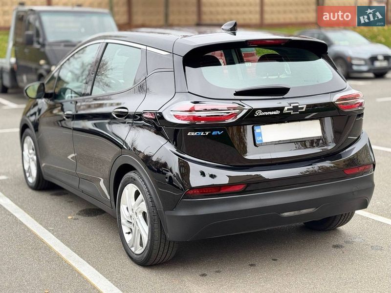 Хэтчбек Chevrolet Bolt EV 2023 в Киеве фото 9 Хэтчбек Chevrolet Bolt EV 2023 в Киеве