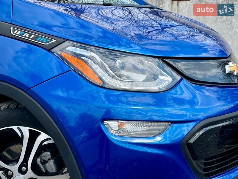 Хэтчбек Chevrolet Bolt EV 2019 в Киеве