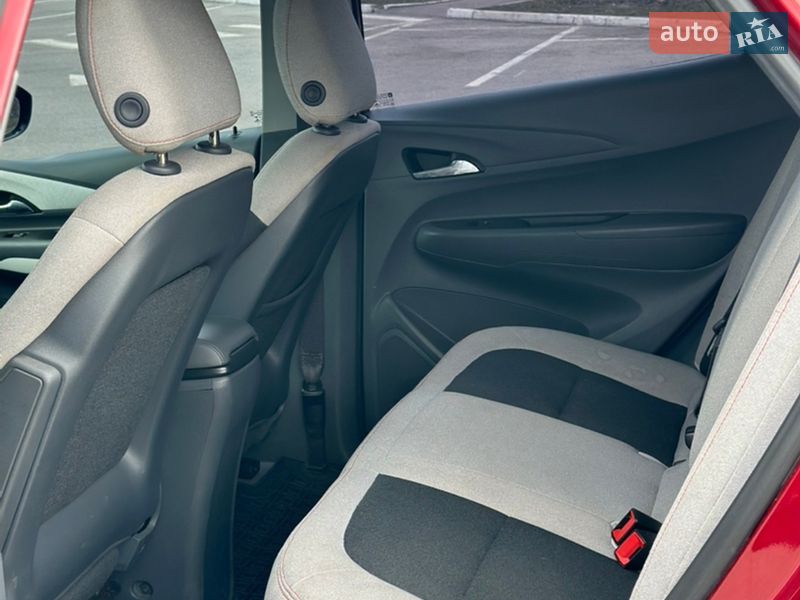 Хэтчбек Chevrolet Bolt EV 2017 в Житомире фото 9 Хэтчбек Chevrolet Bolt EV 2017 в Житомире