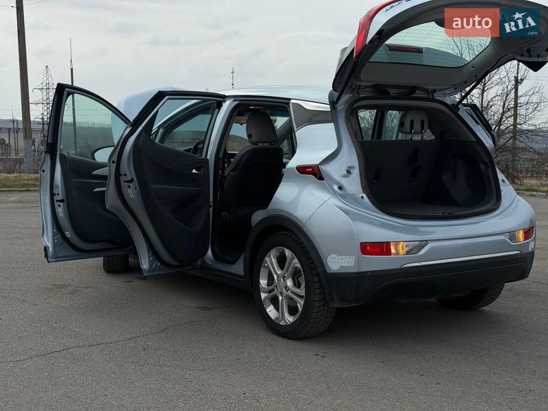 Хэтчбек Chevrolet Bolt EV 2017 в Шаргороде