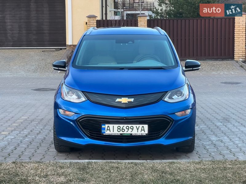 Хэтчбек Chevrolet Bolt EV 2017 в Киеве фото 2 Хэтчбек Chevrolet Bolt EV 2017 в Киеве