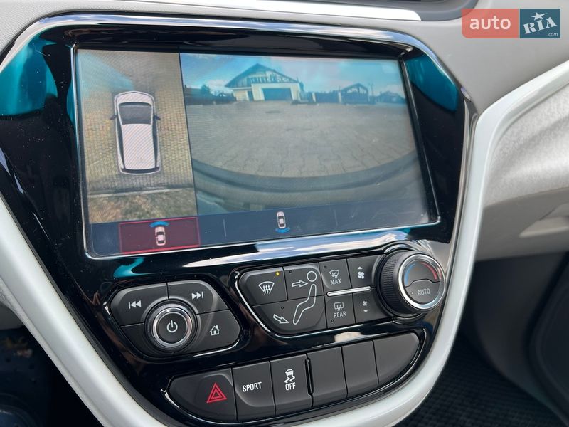 Хэтчбек Chevrolet Bolt EV 2017 в Киеве фото 26 Хэтчбек Chevrolet Bolt EV 2017 в Киеве