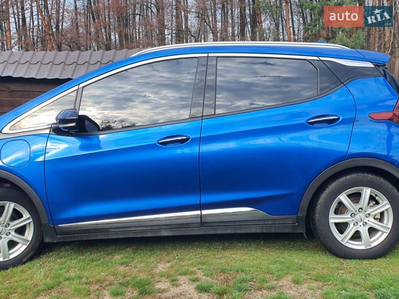 Хэтчбек Chevrolet Bolt EV 2017 в Полтаве