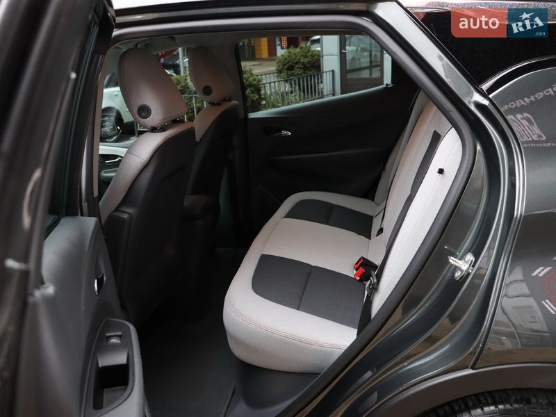 Хэтчбек Chevrolet Bolt EV 2019 в Львове фото 33 Хэтчбек Chevrolet Bolt EV 2019 в Львове