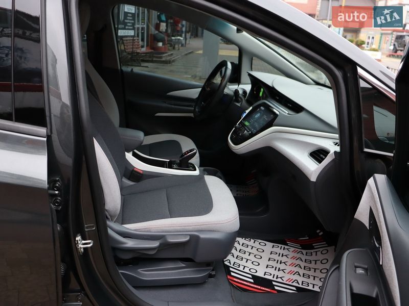 Хэтчбек Chevrolet Bolt EV 2019 в Львове фото 41 Хэтчбек Chevrolet Bolt EV 2019 в Львове