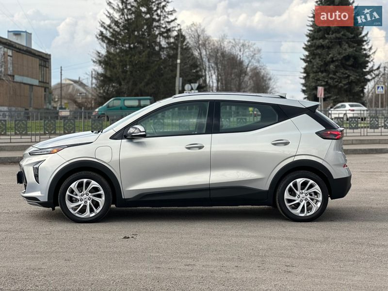 Хетчбек Chevrolet Bolt EV 2023 в Первомайську