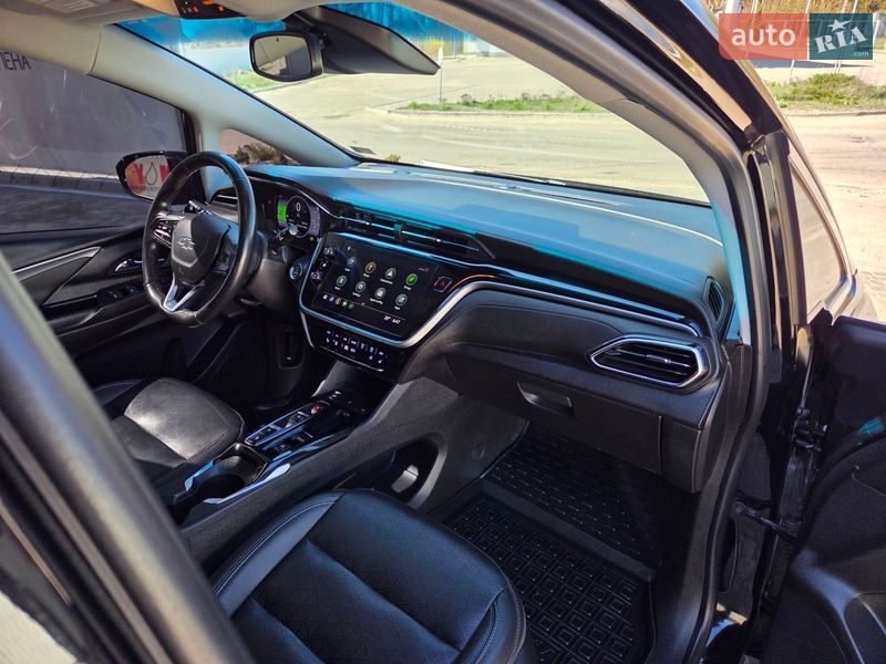 Хэтчбек Chevrolet Bolt EV 2023 в Харькове