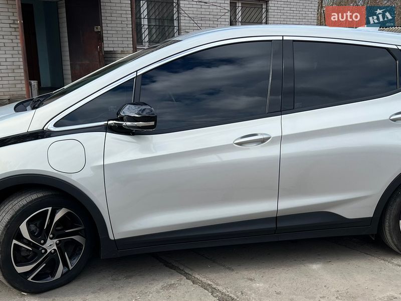 Хетчбек Chevrolet Bolt EV 2022 в Конотопі