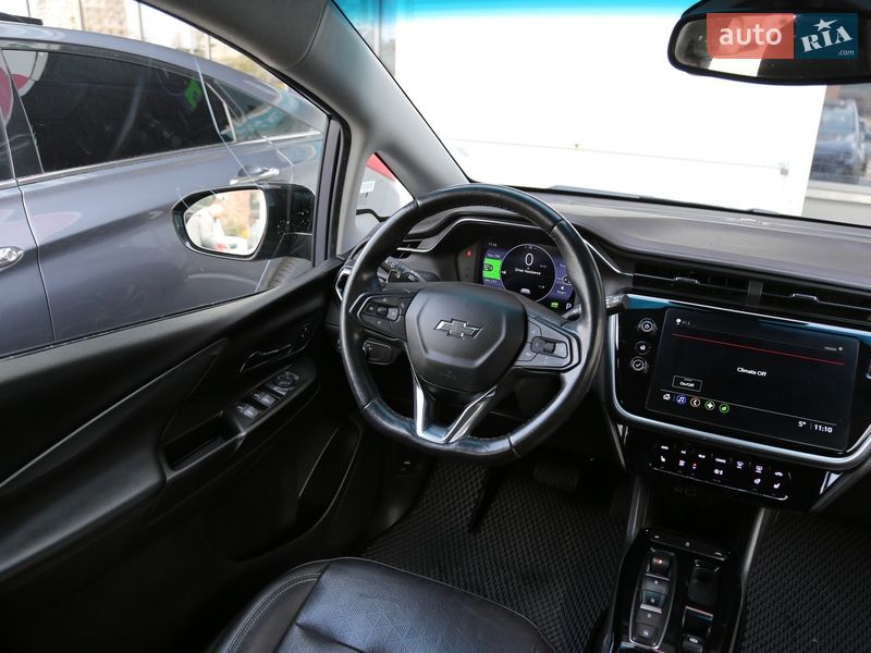 Хетчбек Chevrolet Bolt EV 2023 в Києві