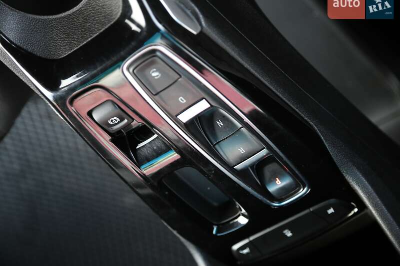 Хетчбек Chevrolet Bolt EV 2023 в Києві