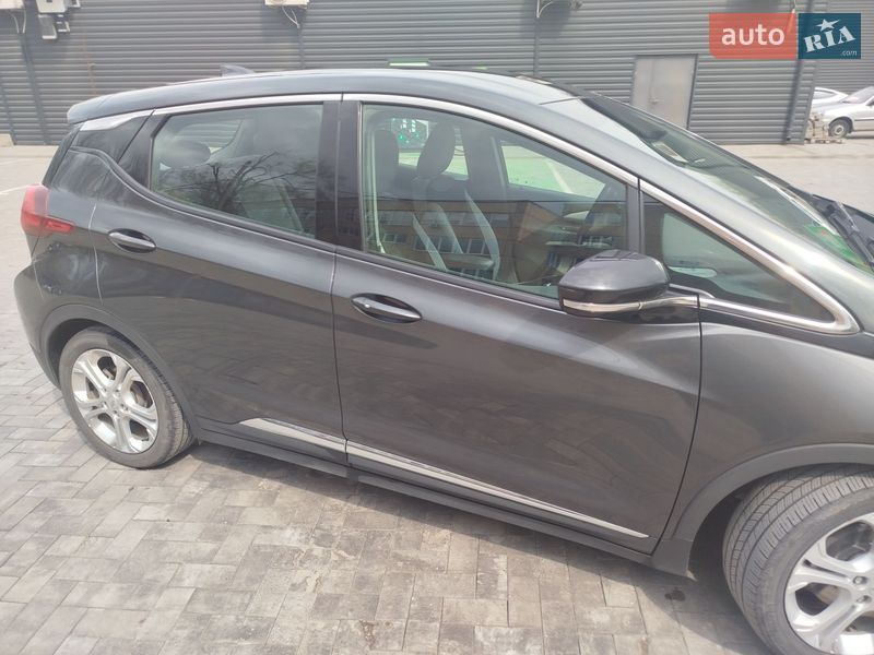 Хэтчбек Chevrolet Bolt EV 2020 в Кривом Роге фото 2 Хэтчбек Chevrolet Bolt EV 2020 в Кривом Роге