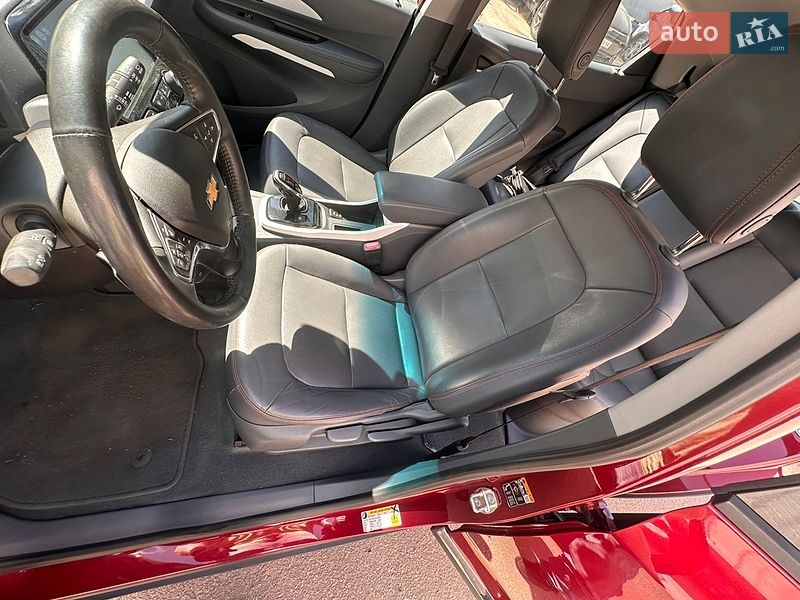 Хэтчбек Chevrolet Bolt EV 2017 в Киеве фото 27 Хэтчбек Chevrolet Bolt EV 2017 в Киеве