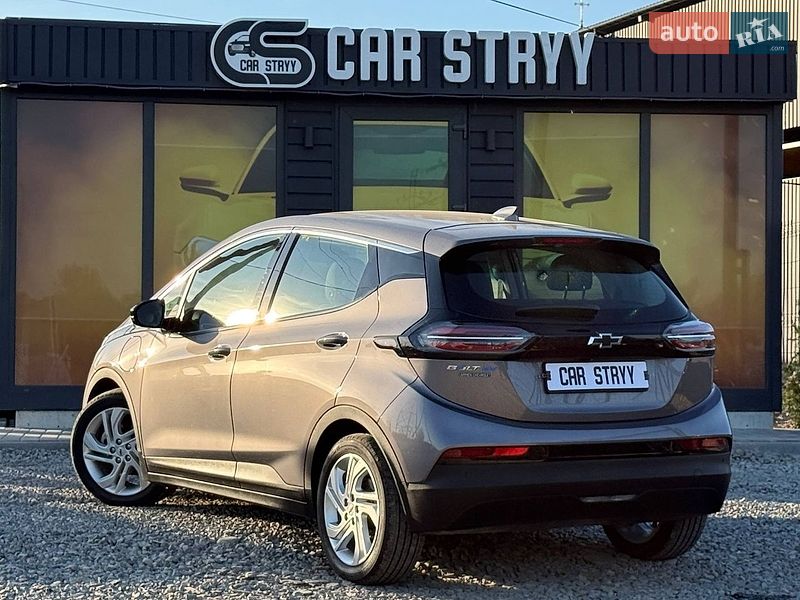 Хэтчбек Chevrolet Bolt EV 2022 в Стрые