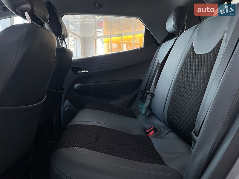 Хетчбек Chevrolet Bolt EV 2021 в Львові