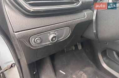 Хэтчбек Chevrolet Bolt EV 2023 в Львове фото 12 Хэтчбек Chevrolet Bolt EV 2023 в Львове