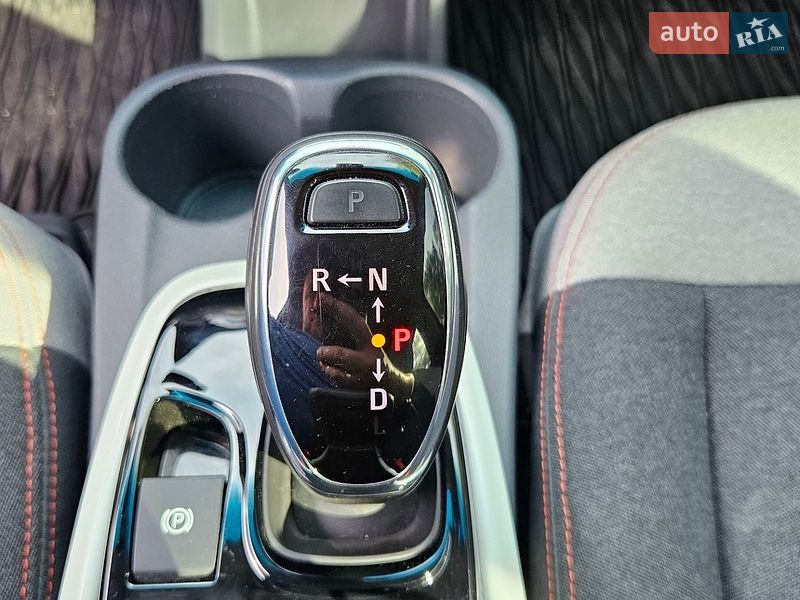 Хэтчбек Chevrolet Bolt EV 2019 в Киеве